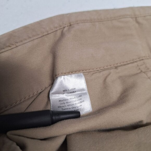 Talbots Khaki Shorts Women Size 4 Pockets Lightweight Casual Camp - Picture 6 of 9